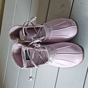 Girls Sperry boots
